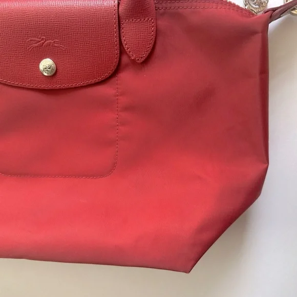 Authentic Longchamp Le Pliage Neo Crossbody Bag - Medium - Picture 11 of 13